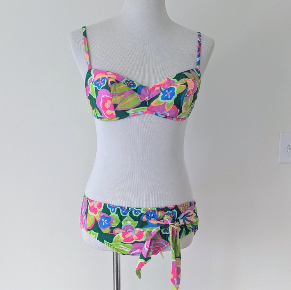 Vintage 60s 70s Psychedelic Floral Bikini Size 11 Small